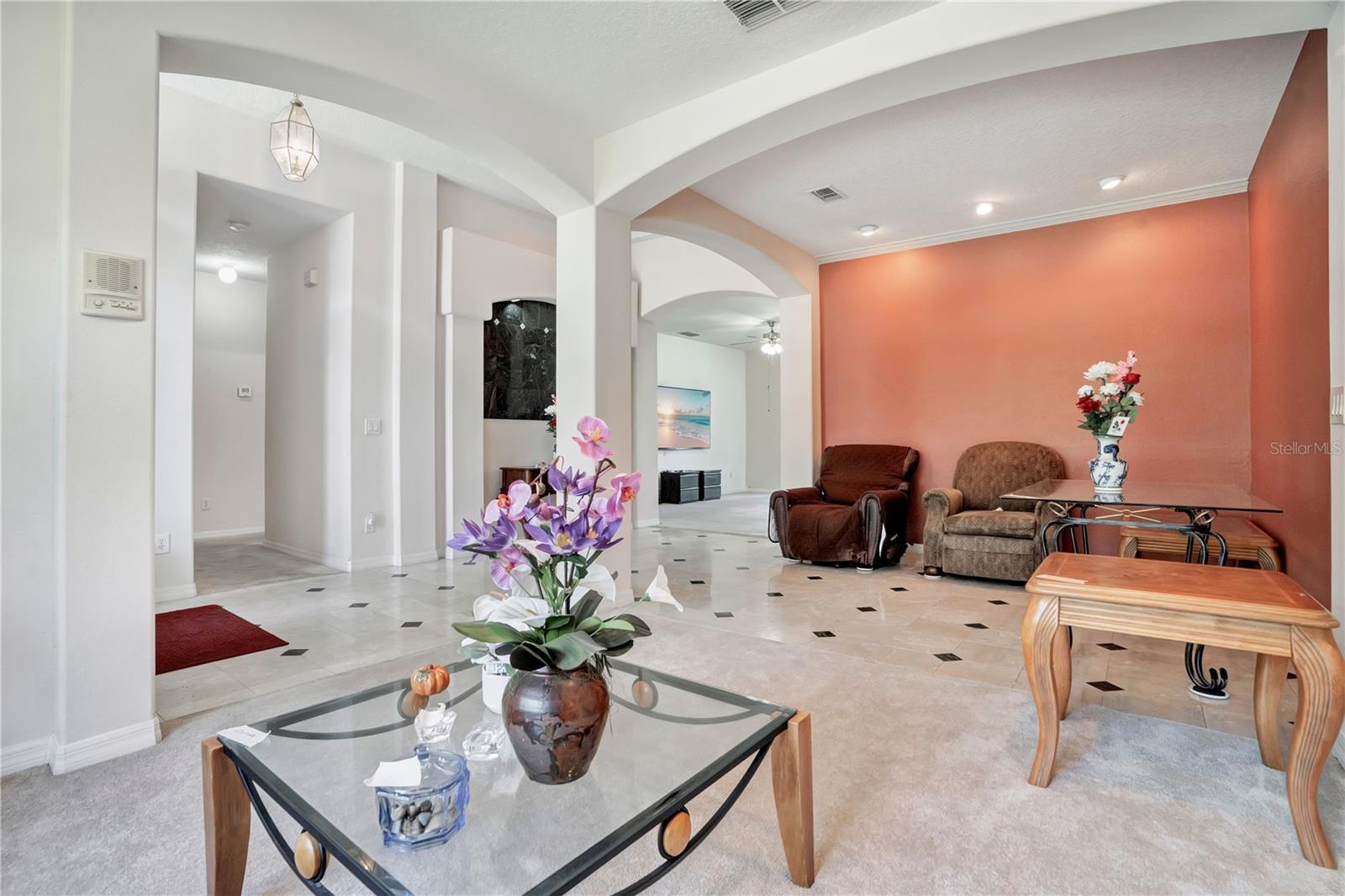 1709 GOLFVIEW DRIVE