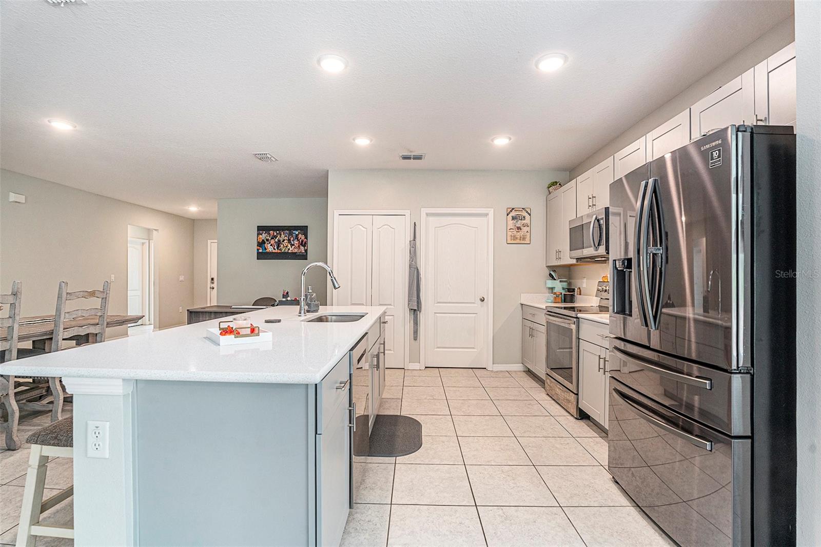 Casas a venda 2 - Jen Dantas 12211 SNOWY EGRET AVENUE