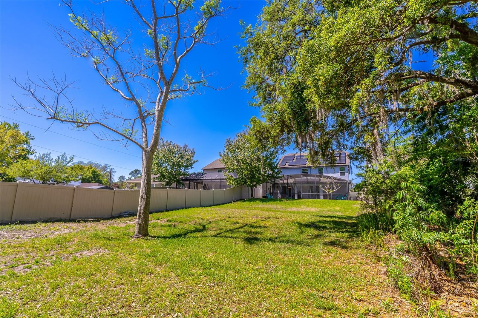 SEVEN OAKS - Residential