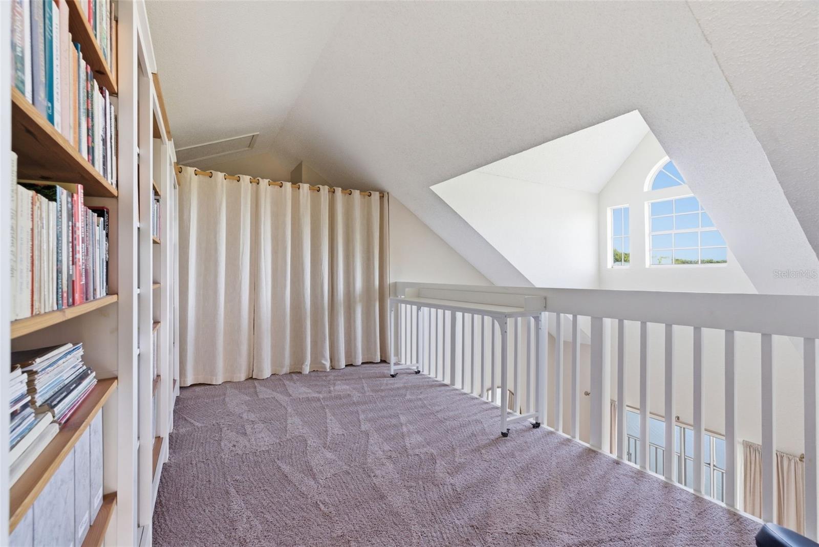 BENTLEY AT COBBS LANDING CONDO THE - Residential