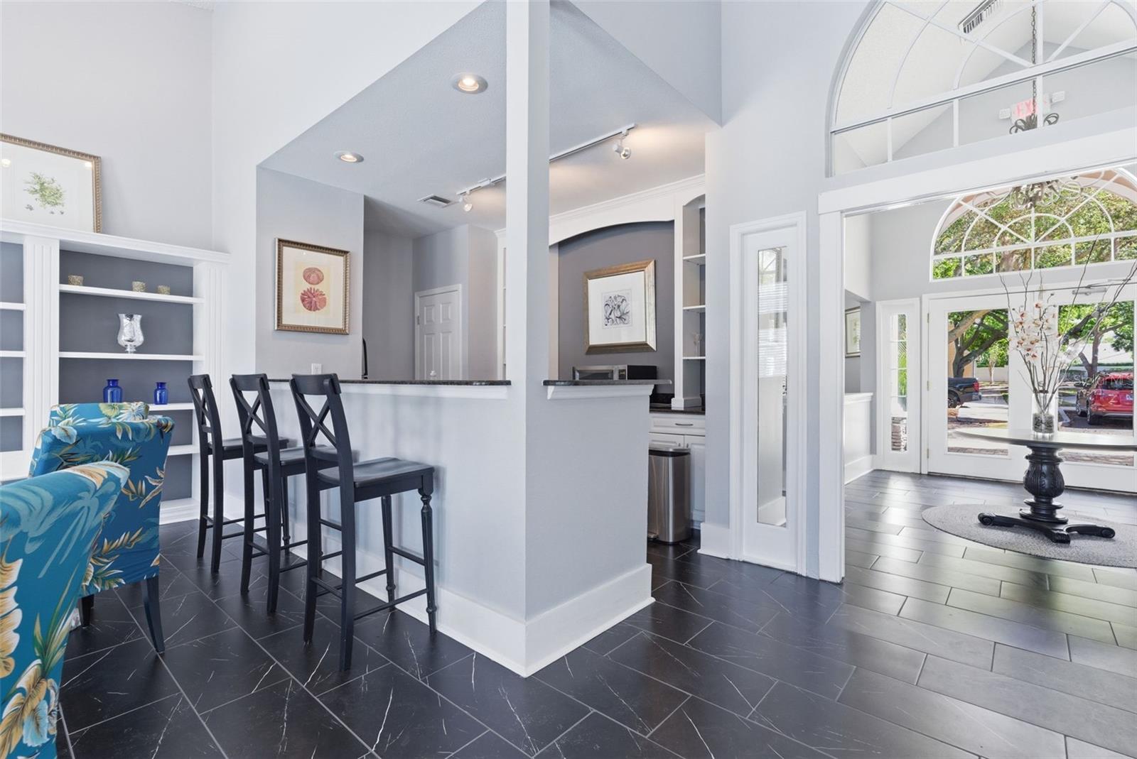 BENTLEY AT COBBS LANDING CONDO THE - Residential