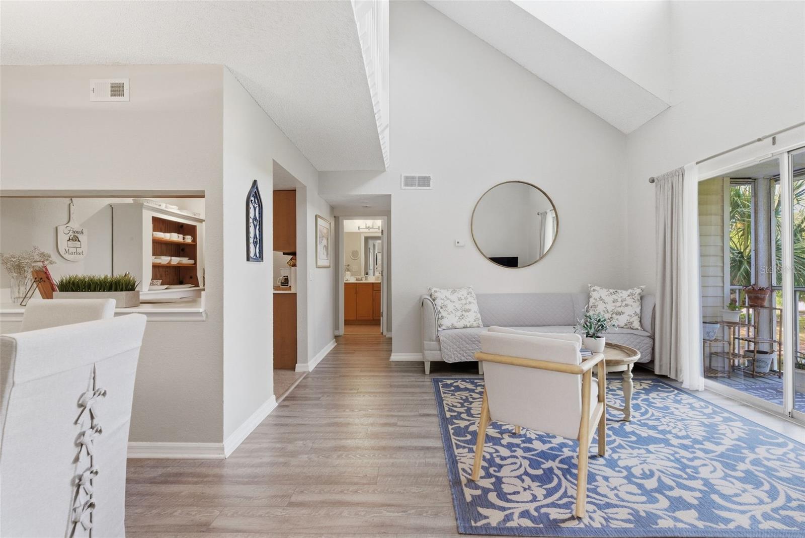 BENTLEY AT COBBS LANDING CONDO THE - Residential