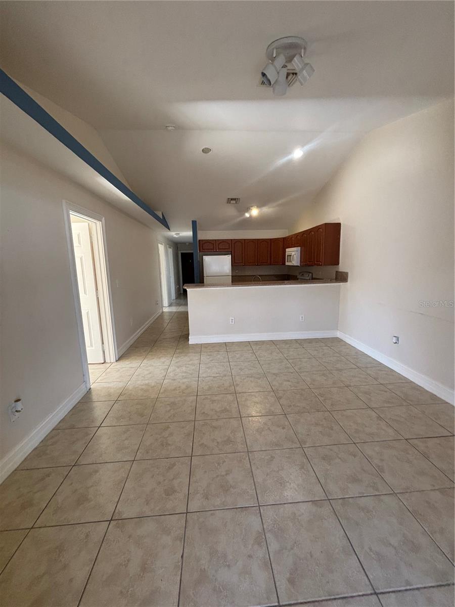 LEHIGH ESTATE - Residential Income