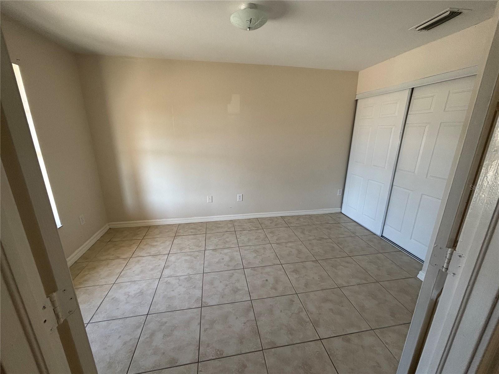 LEHIGH ESTATE - Residential Income