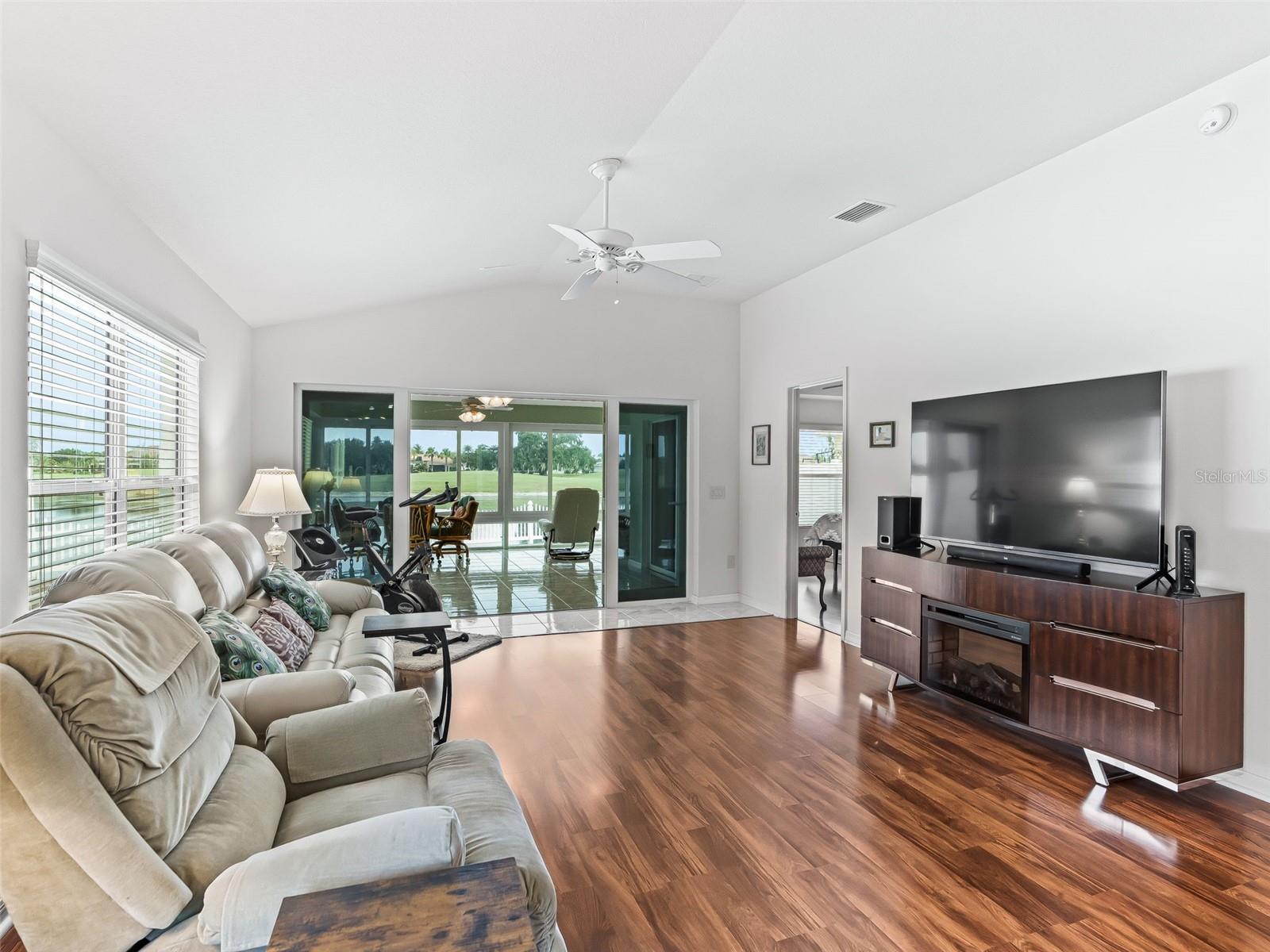 VILLAGES OF SUMTER EDGEWATER BUNGALOWS - Residential