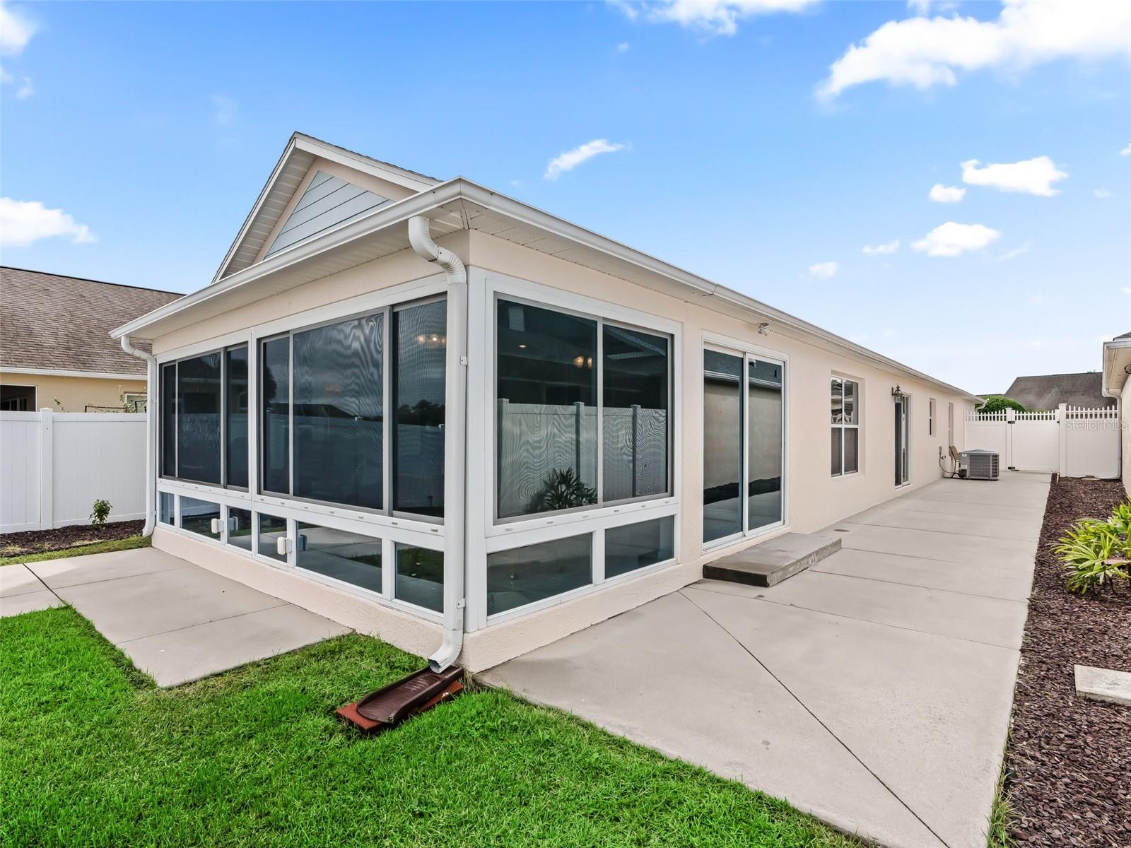VILLAGES OF SUMTER EDGEWATER BUNGALOWS - Residential