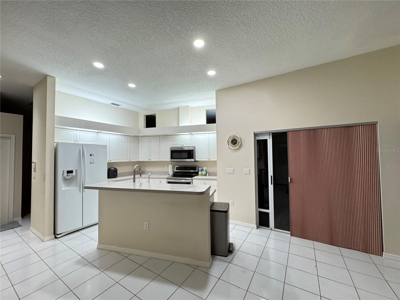 MANATEE OAKS III - Residential