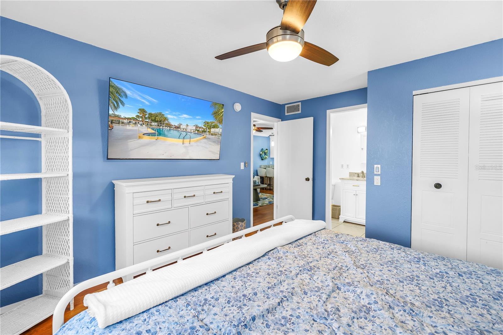 MISSION OAKS CONDO - Residential