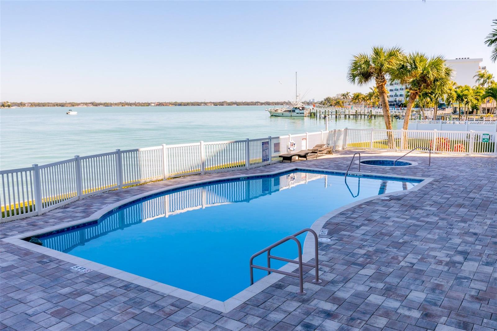 LA BELLA VITA CONDO - Residential