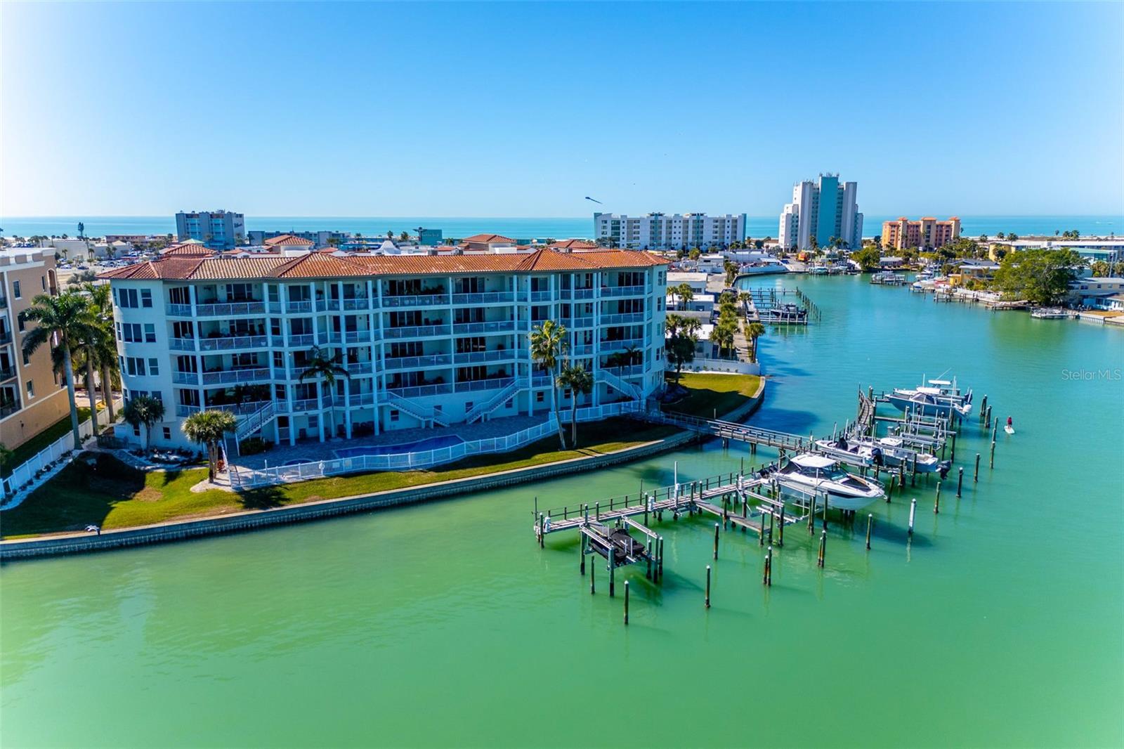 LA BELLA VITA CONDO - Residential