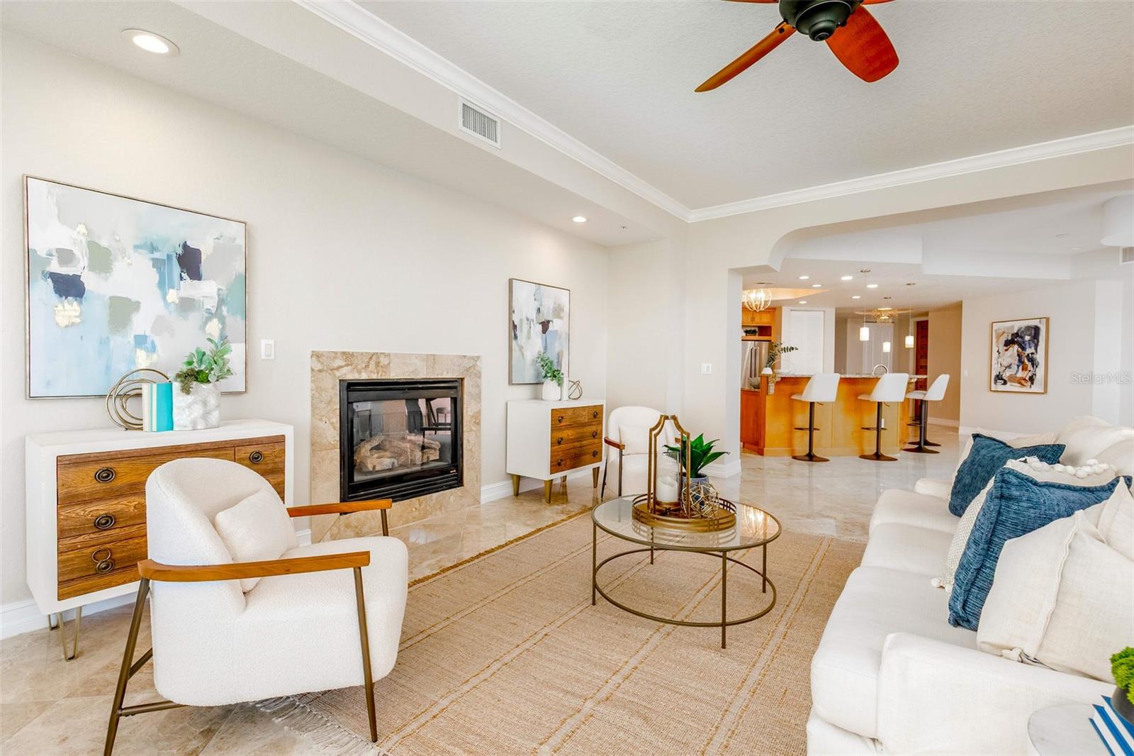 LA BELLA VITA CONDO - Residential