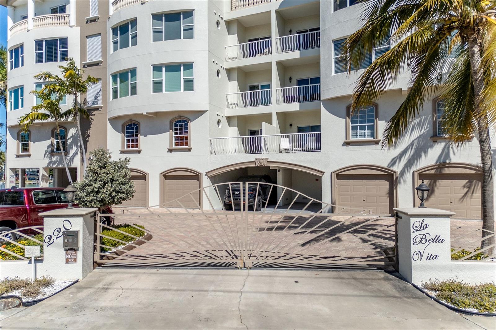 220 108TH AVENUE 304