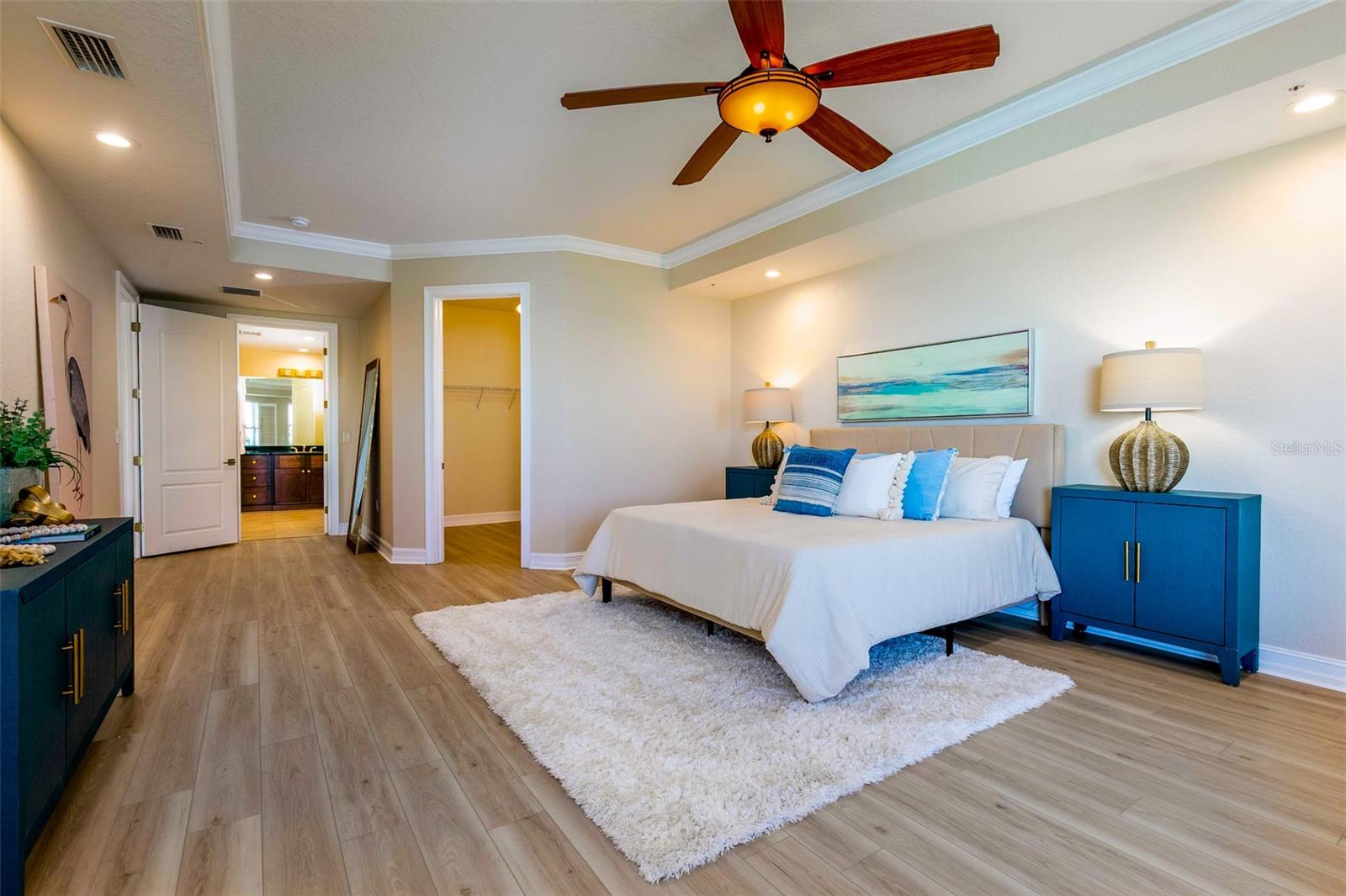 LA BELLA VITA CONDO - Residential