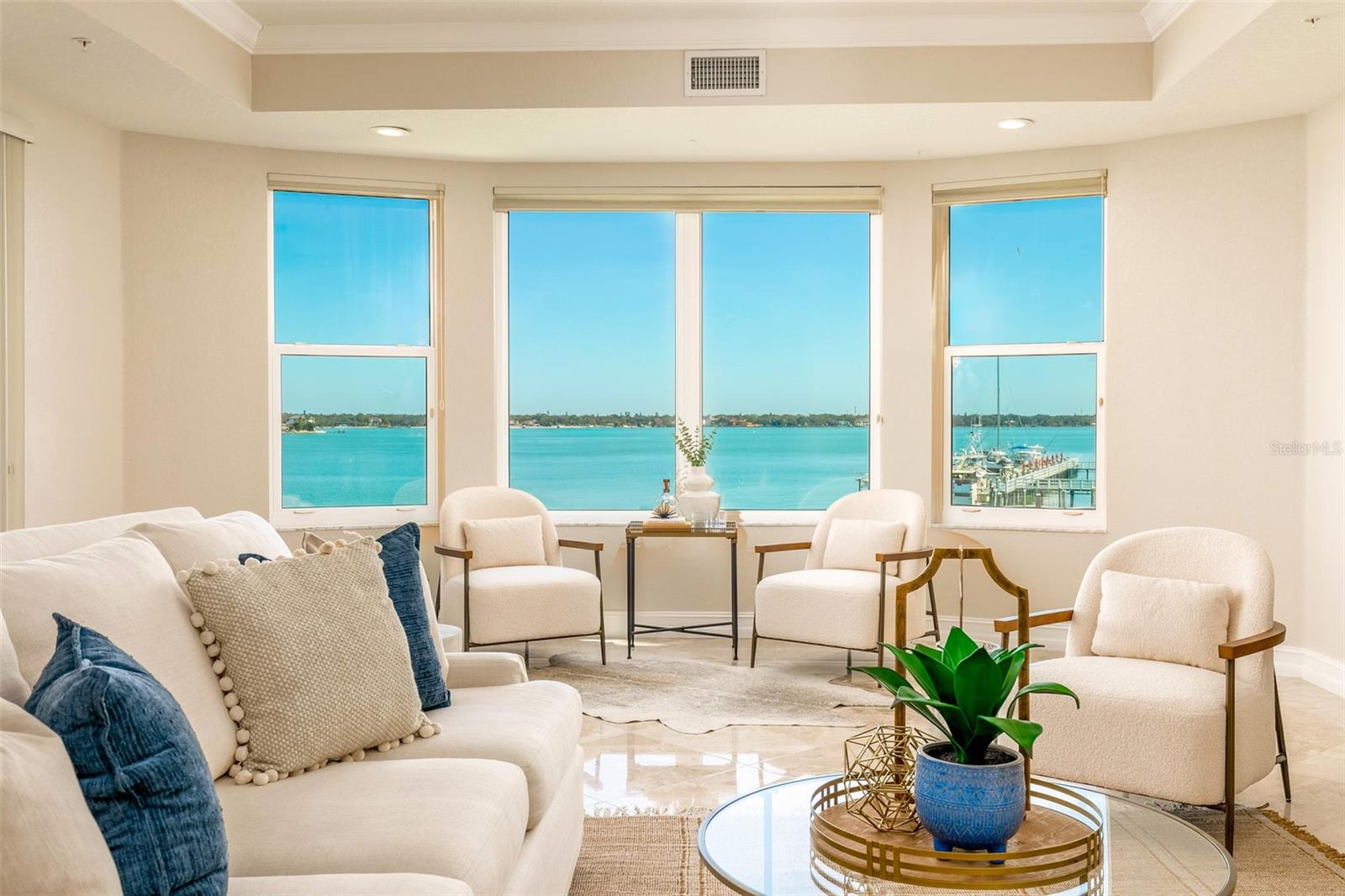 LA BELLA VITA CONDO - Residential