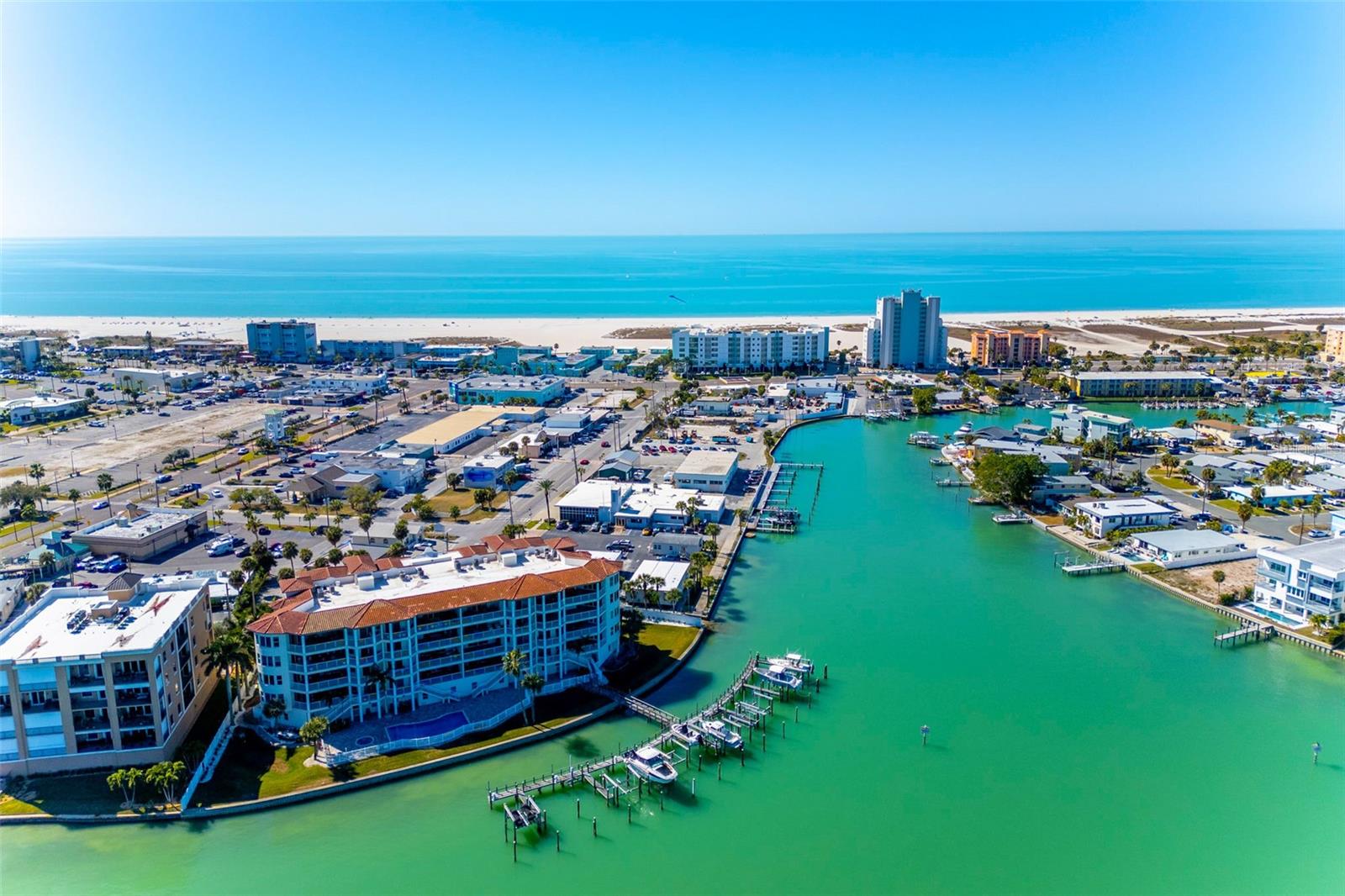 LA BELLA VITA CONDO - Residential