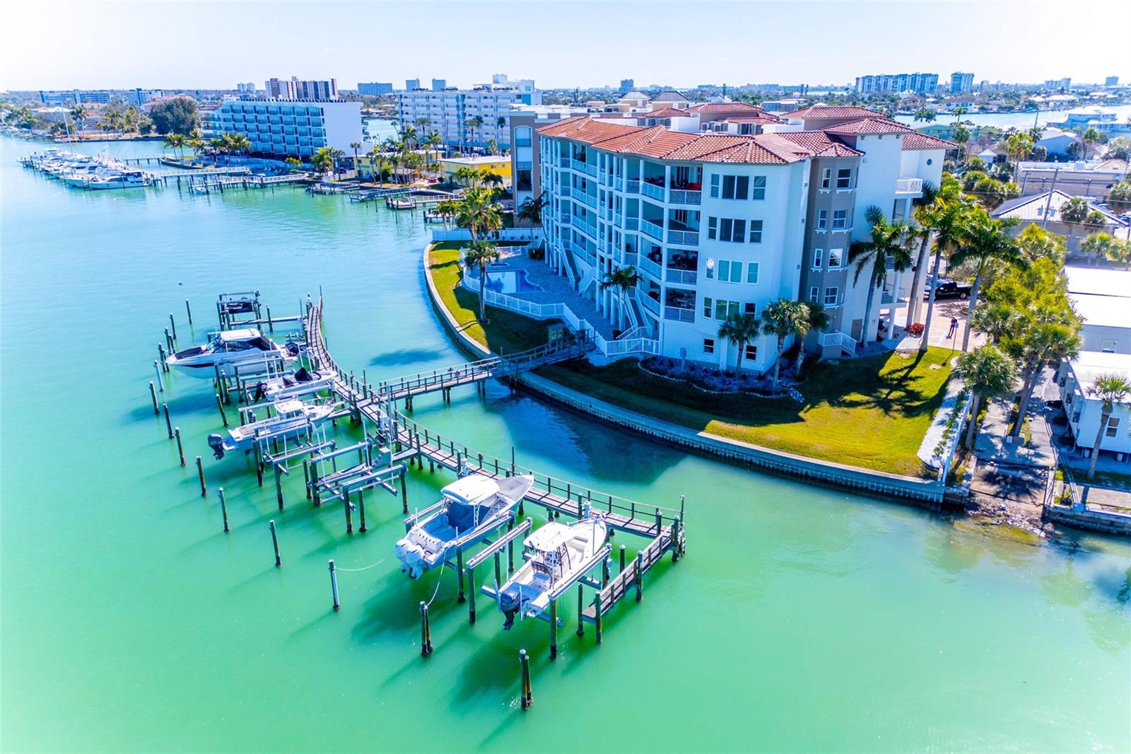 LA BELLA VITA CONDO - Residential