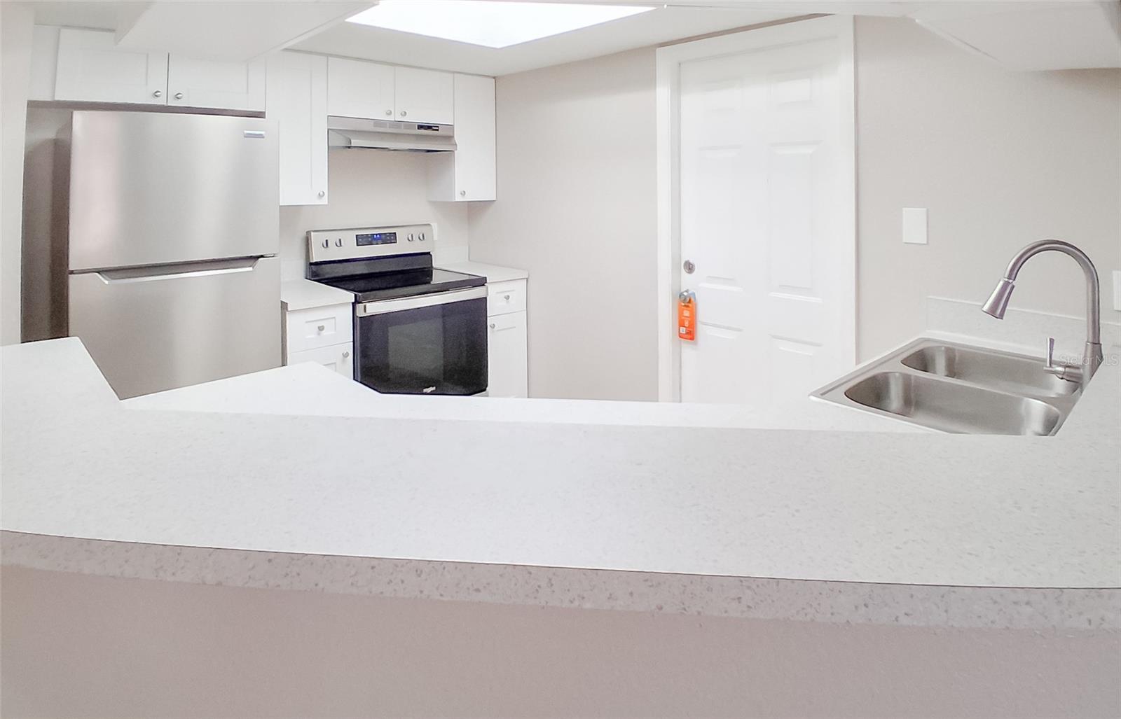 4311 THONOTOSASSA AVENUE