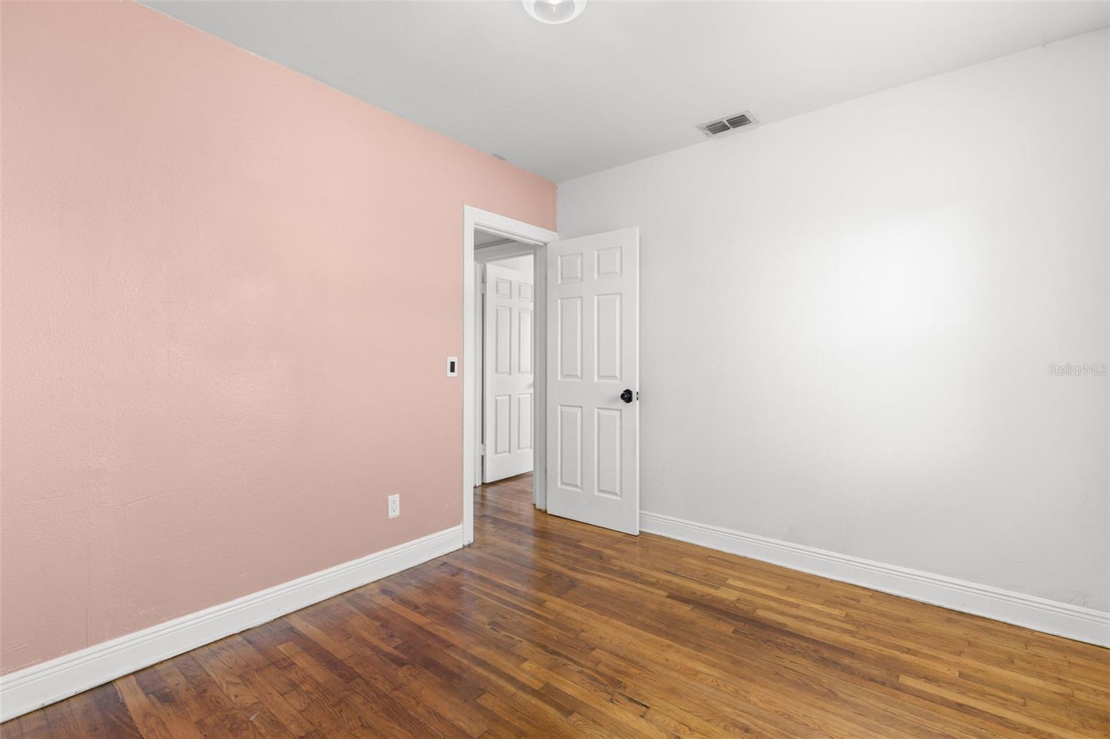 BUFFALO HEIGHTS - Residential