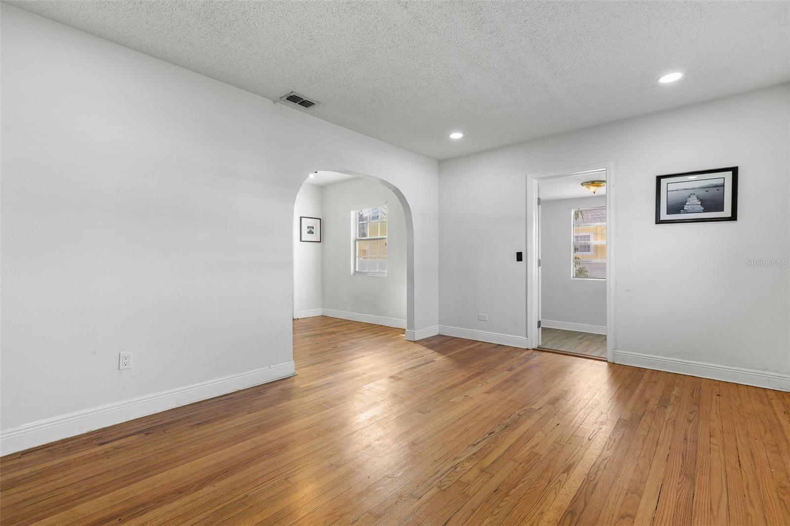 BUFFALO HEIGHTS - Residential