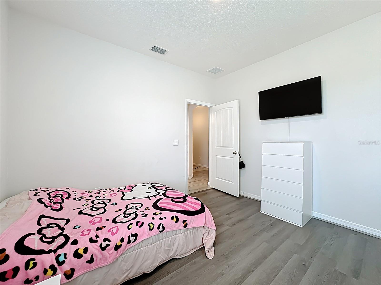 BRIDLEWOOD - Residential