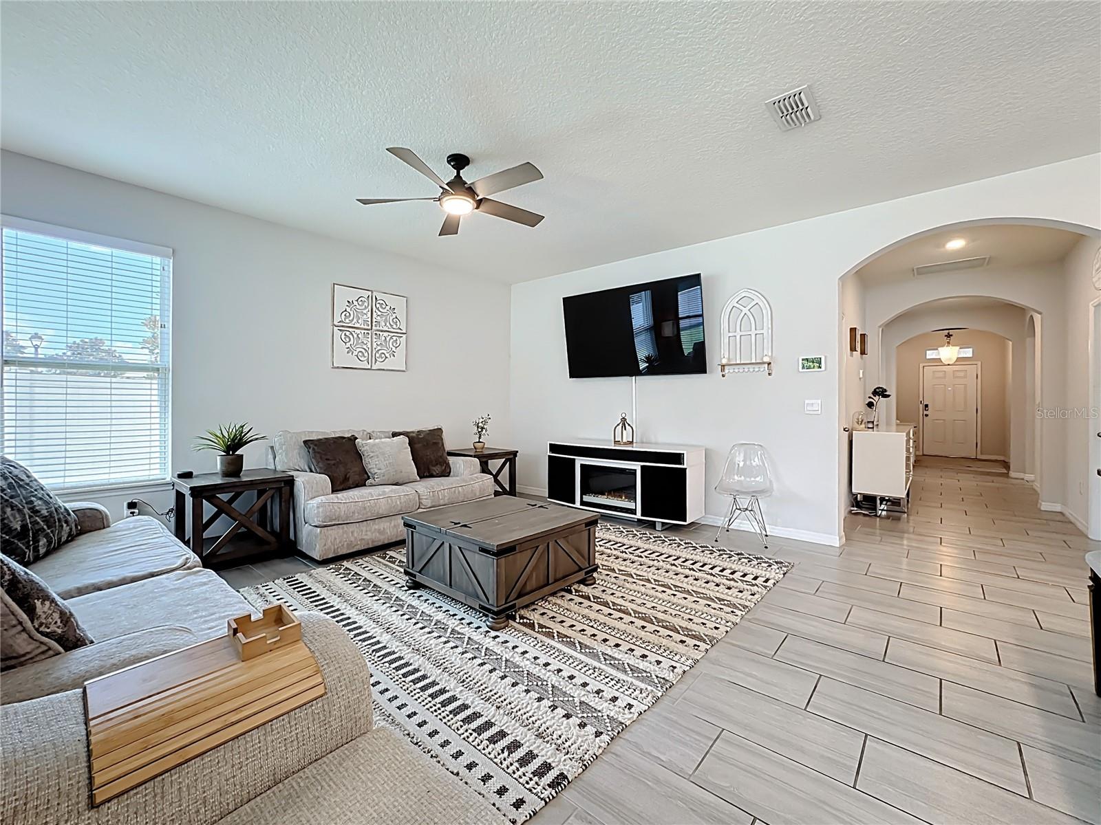 BRIDLEWOOD - Residential