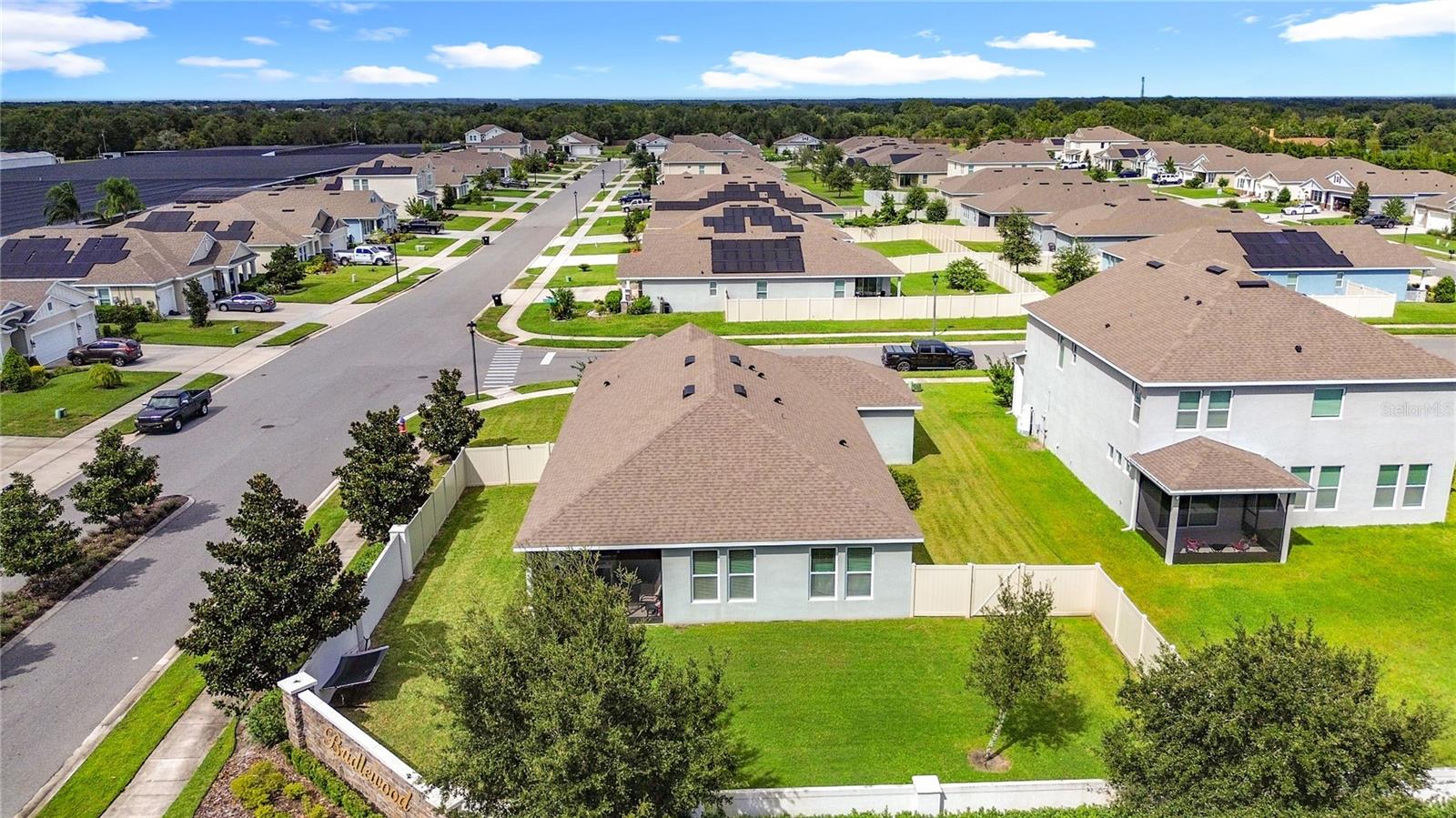 BRIDLEWOOD - Residential