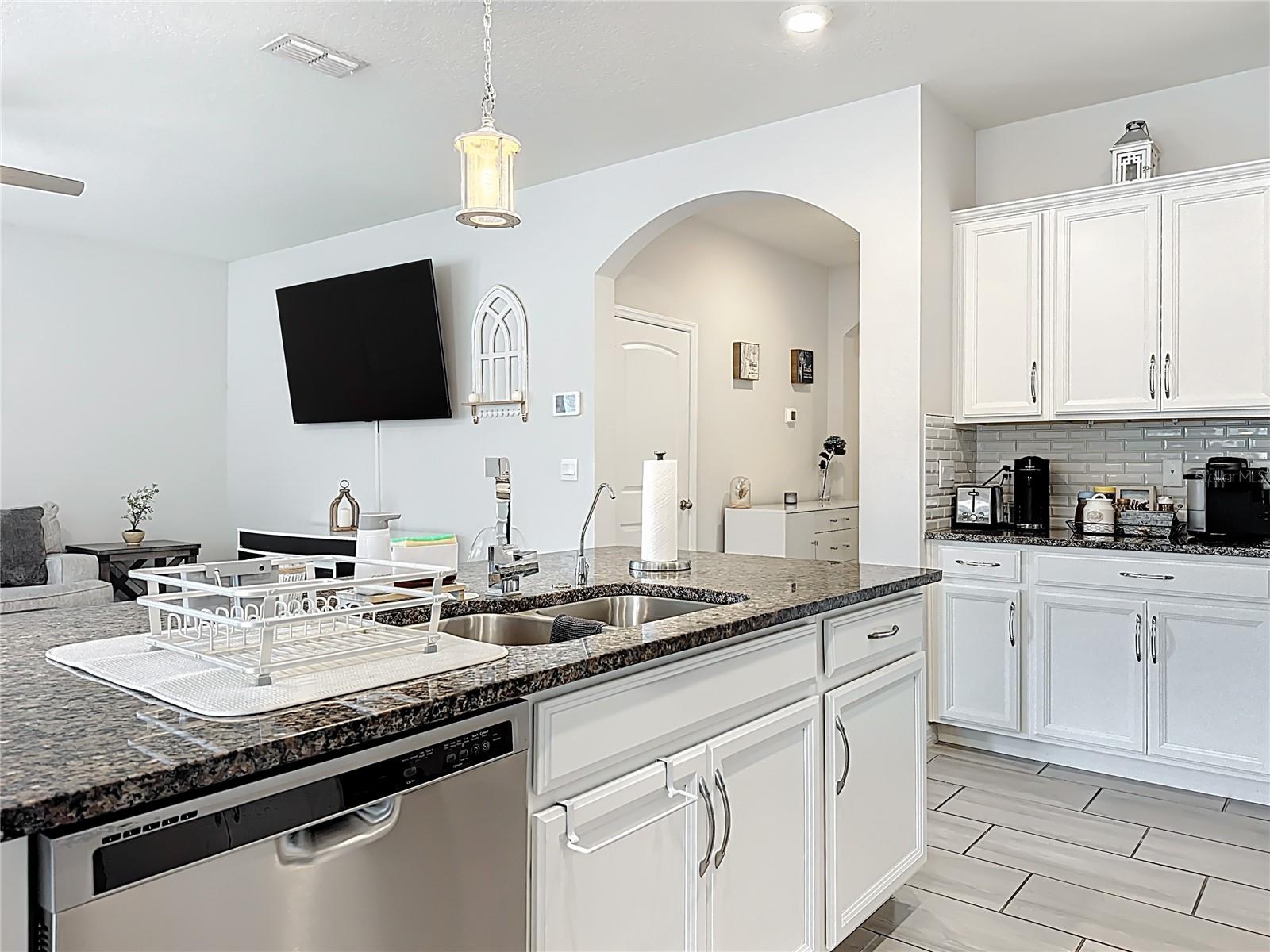 BRIDLEWOOD - Residential