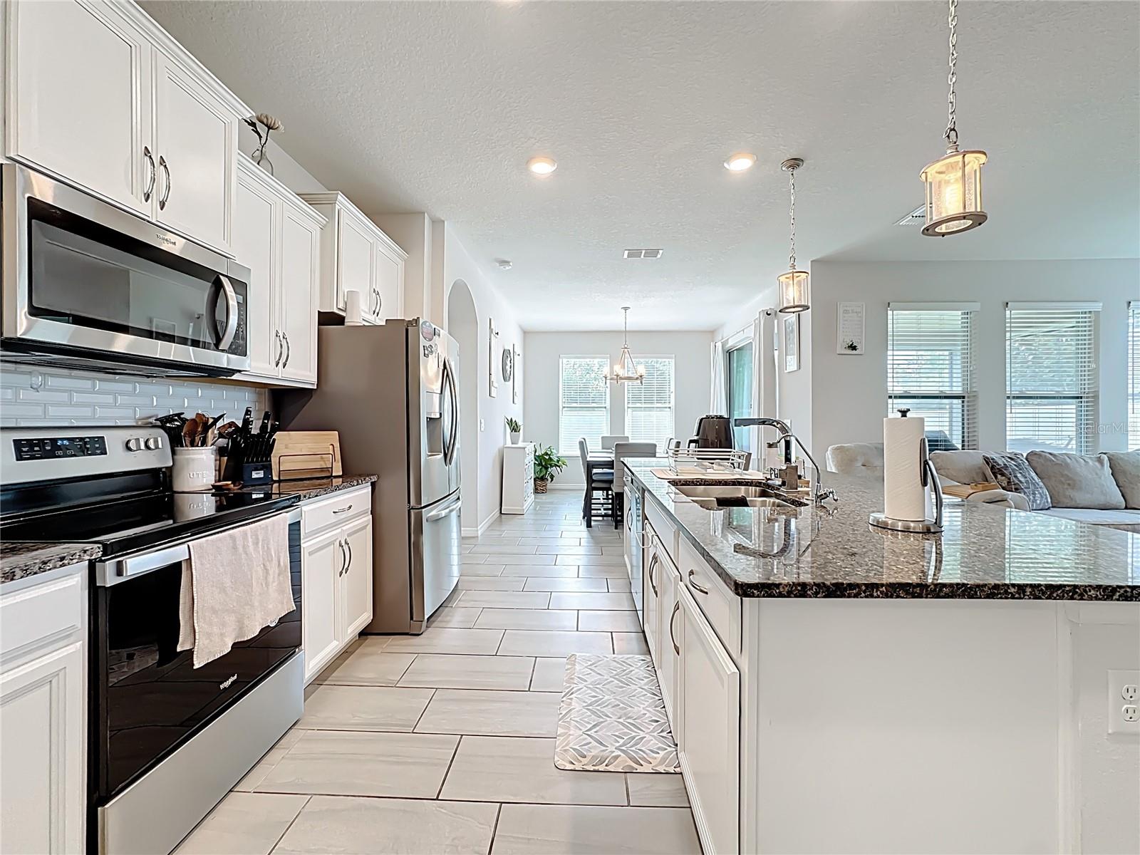 BRIDLEWOOD - Residential