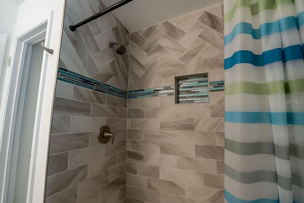 LAKEWOOD ADD - Residential