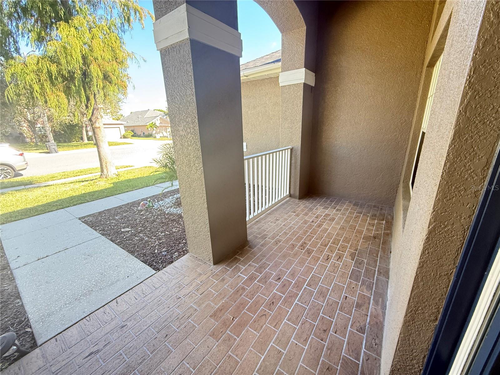 6817 CROMWELL GARDEN DRIVE