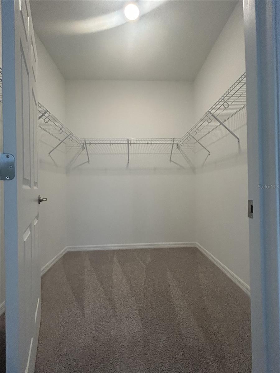 AMBERLY PH II - Residential