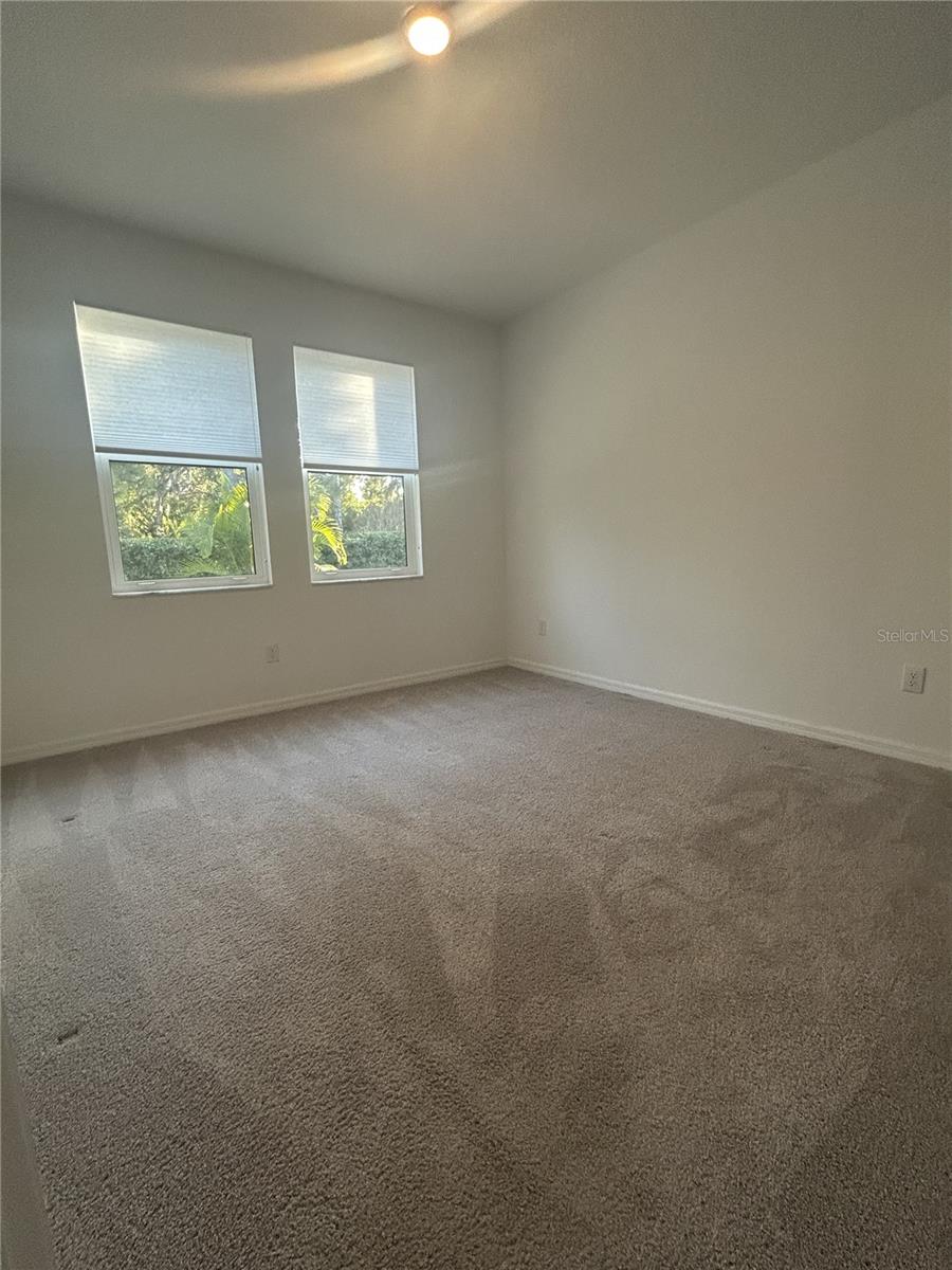 AMBERLY PH II - Residential