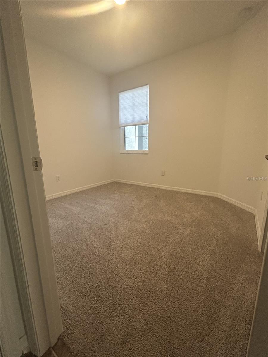 AMBERLY PH II - Residential