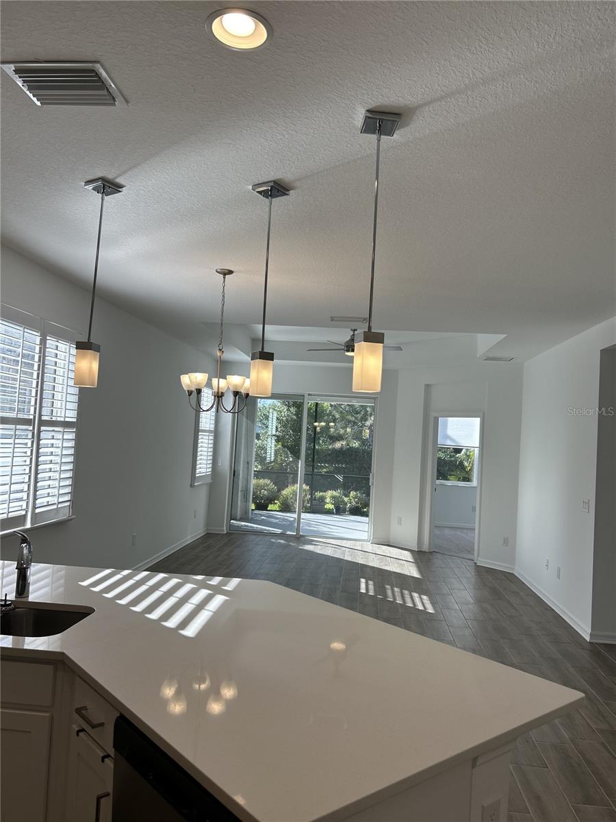 AMBERLY PH II - Residential