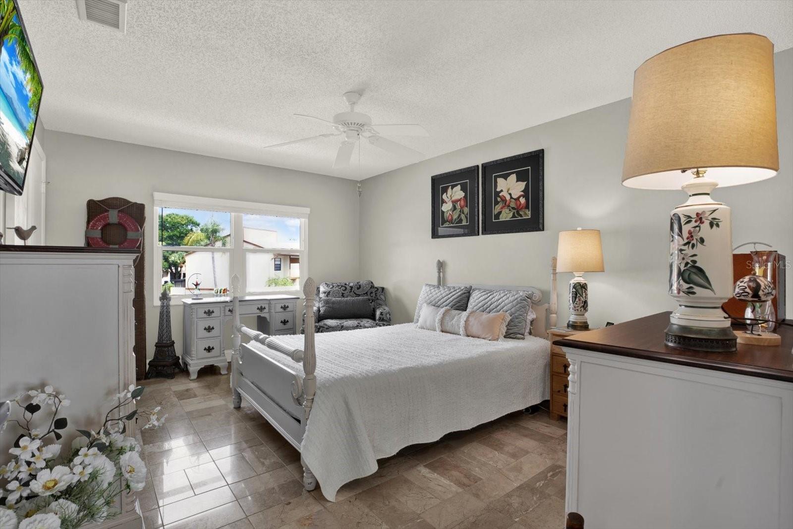 TOWNHOMES OF LAKE SEMINOLE - Residential