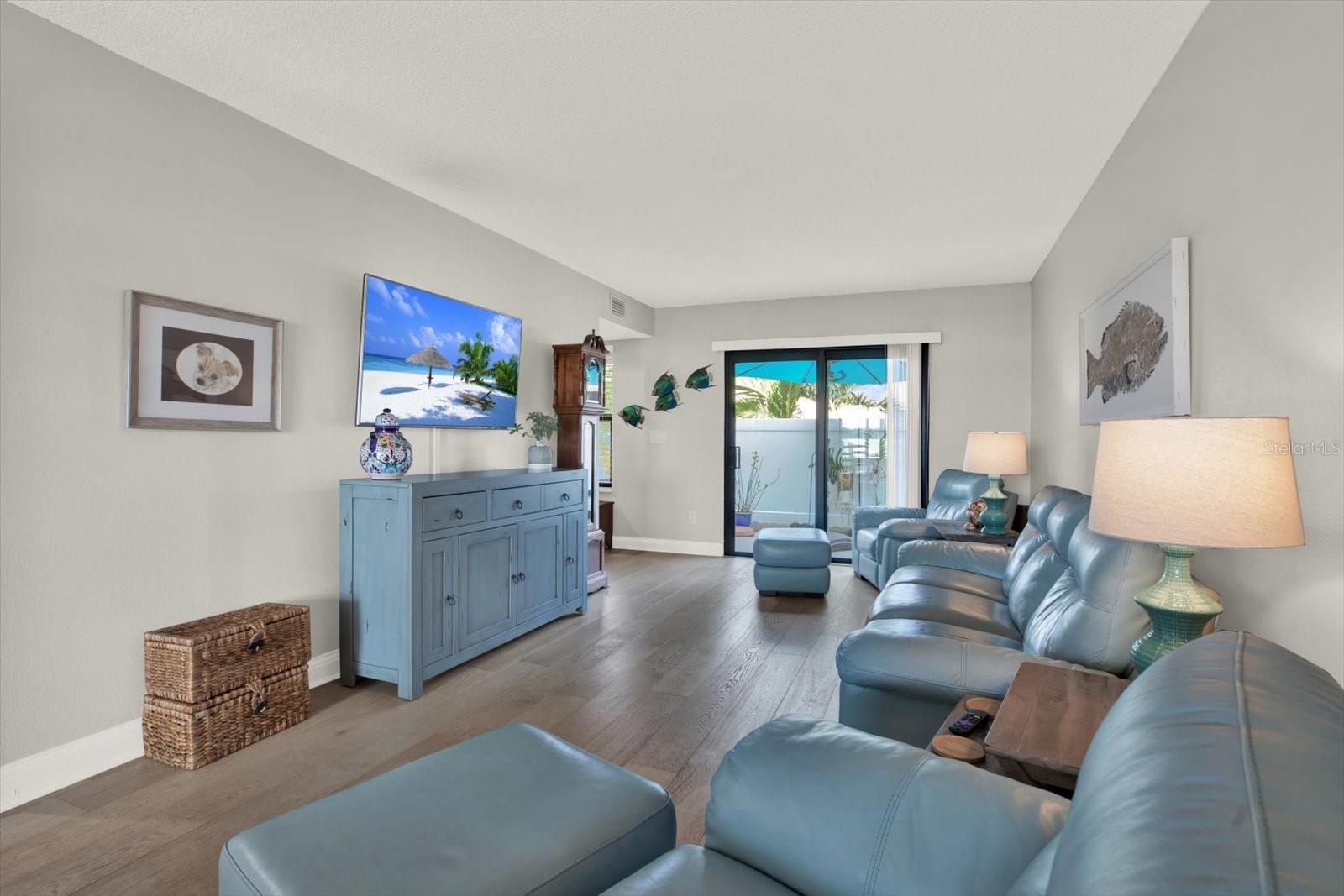 TOWNHOMES OF LAKE SEMINOLE - Residential