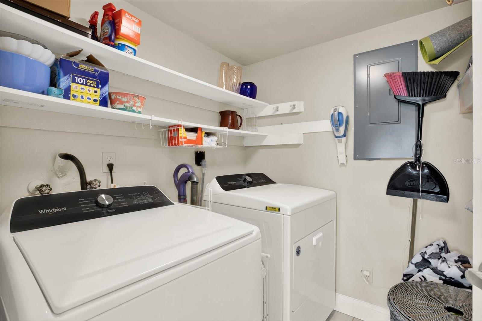 TOWNHOMES OF LAKE SEMINOLE - Residential