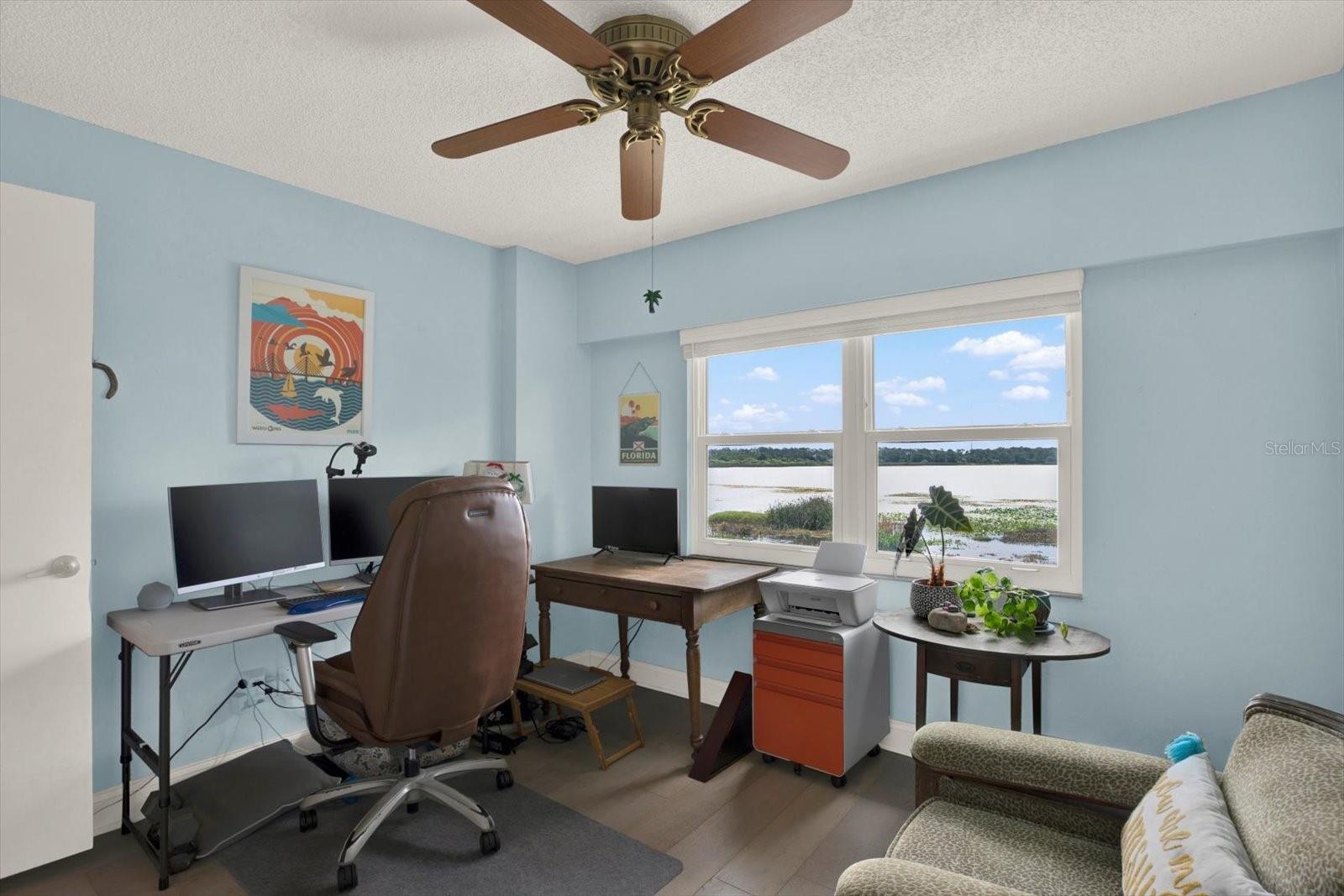 TOWNHOMES OF LAKE SEMINOLE - Residential