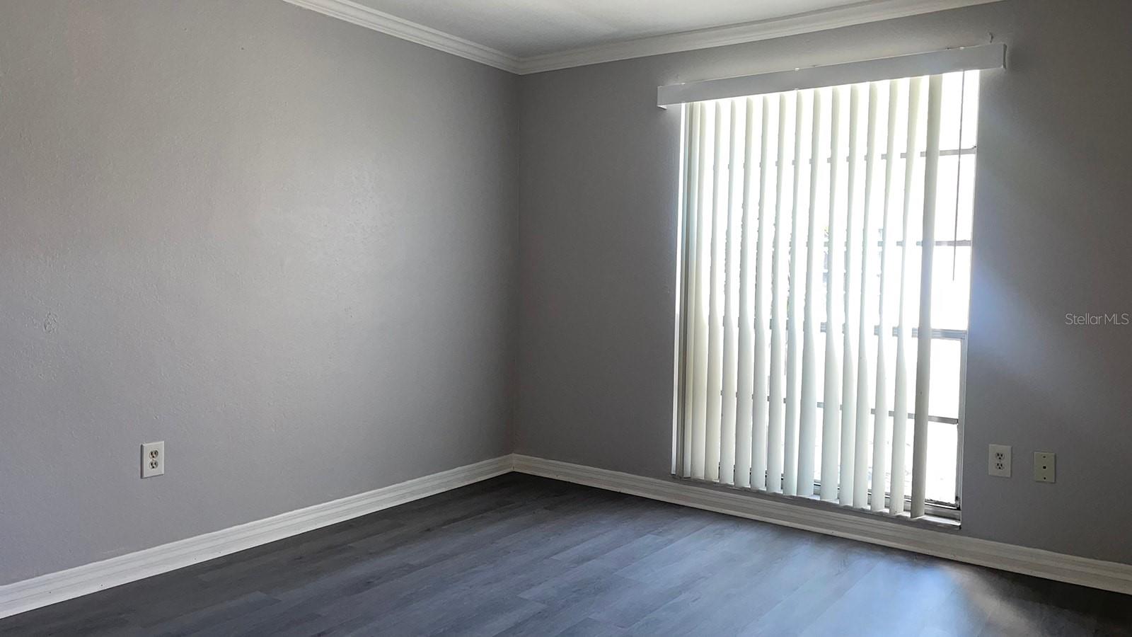 GARDENS BEACON SQUARE CONDO02 - Residential