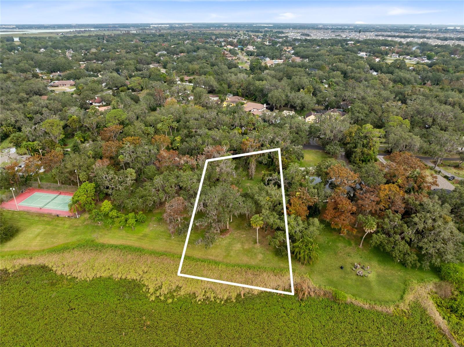 REGAL OAK SHORES - Land