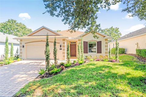 Photo of 123 Avenham Drive, Deland, FL 32724 (MLS # V4945564)
