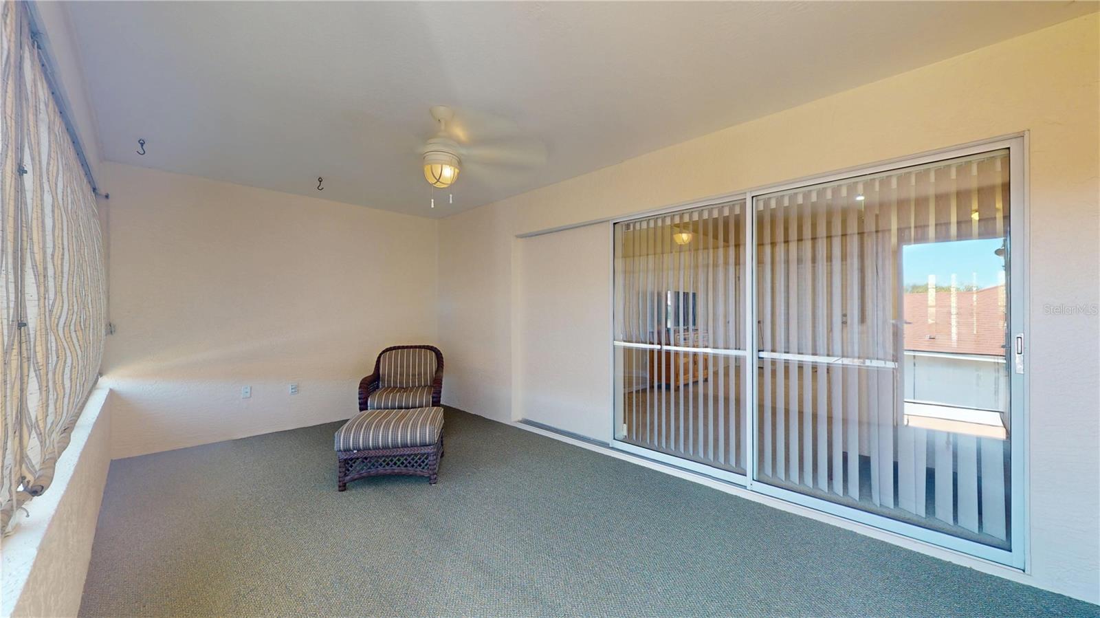 OAKWOOD VILLAGE BEVERLY HILLS PH 01 - Residential