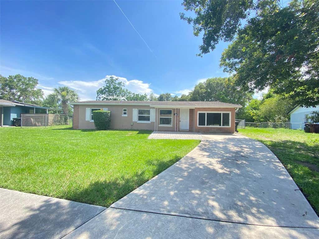 Photo of 908 Teatro Court, Orlando, FL 32807 (MLS # O6435241)