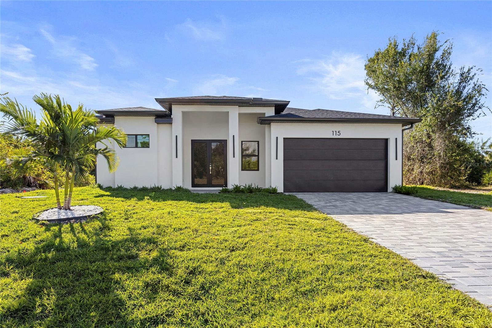 ROTONDA LAKES - Residential