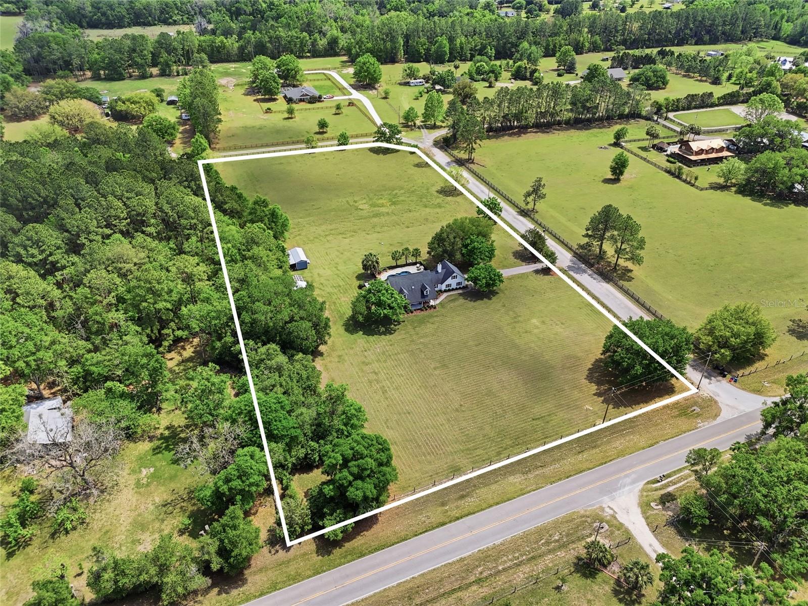 THE HALBROOK FARM - Residential