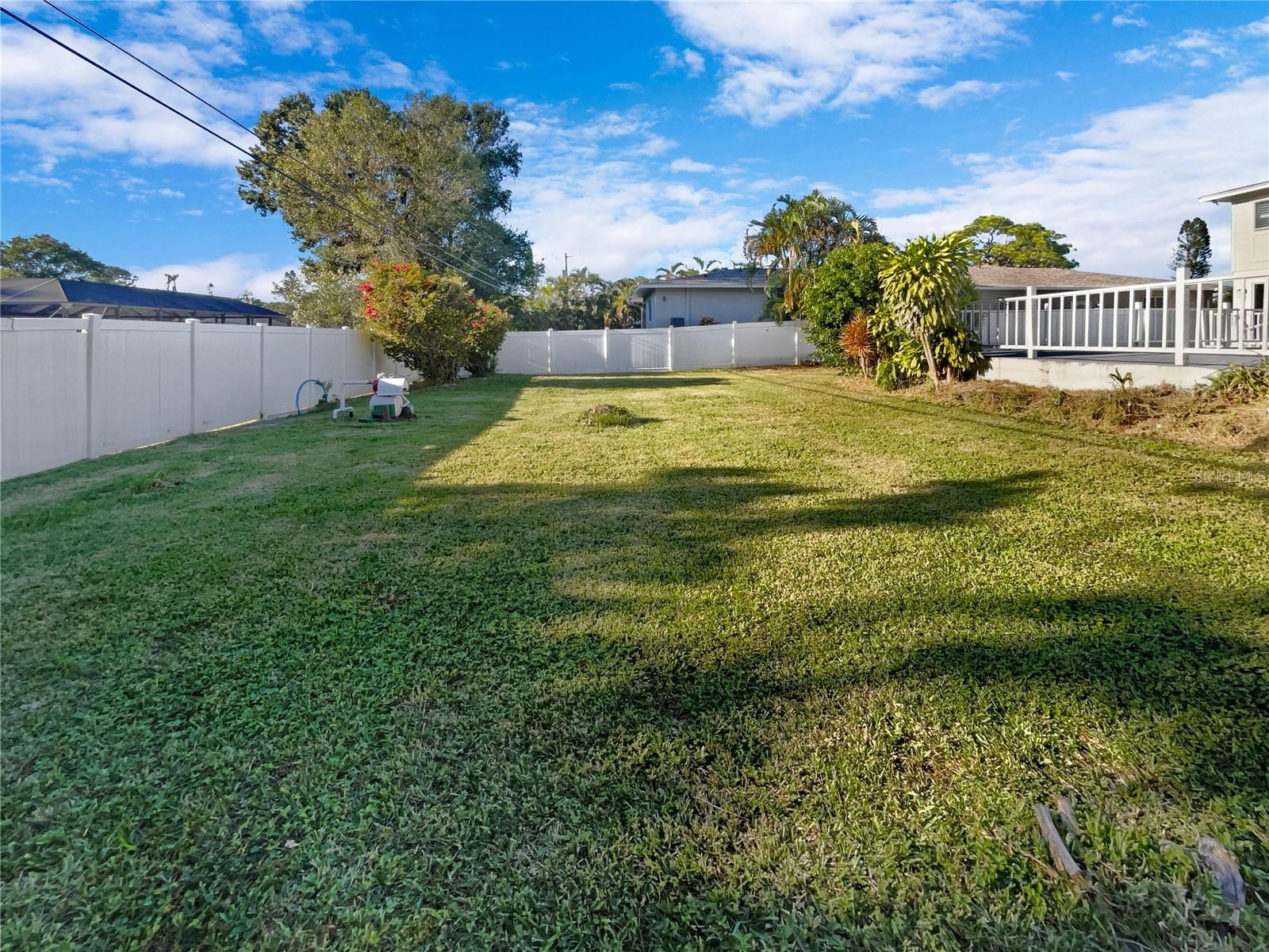 WHITFIELD ESTATES BLKS 14-23 & 26 - Residential