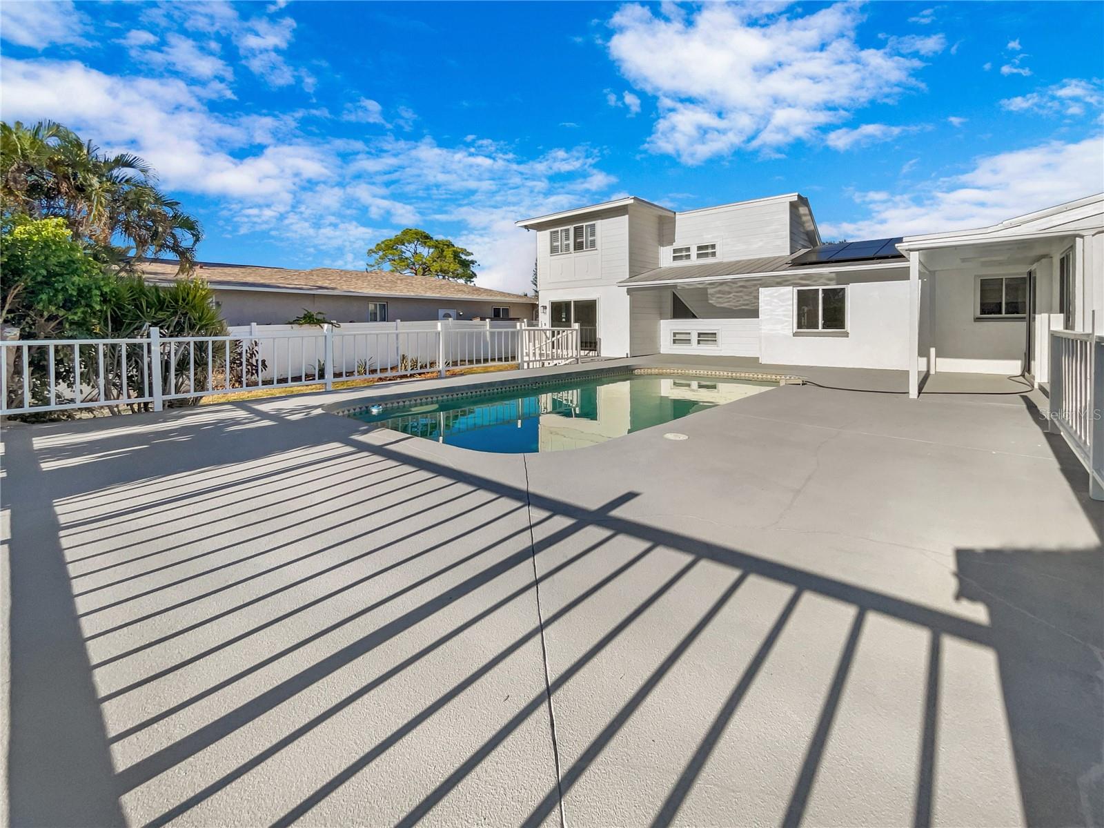 WHITFIELD ESTATES BLKS 14-23 & 26 - Residential