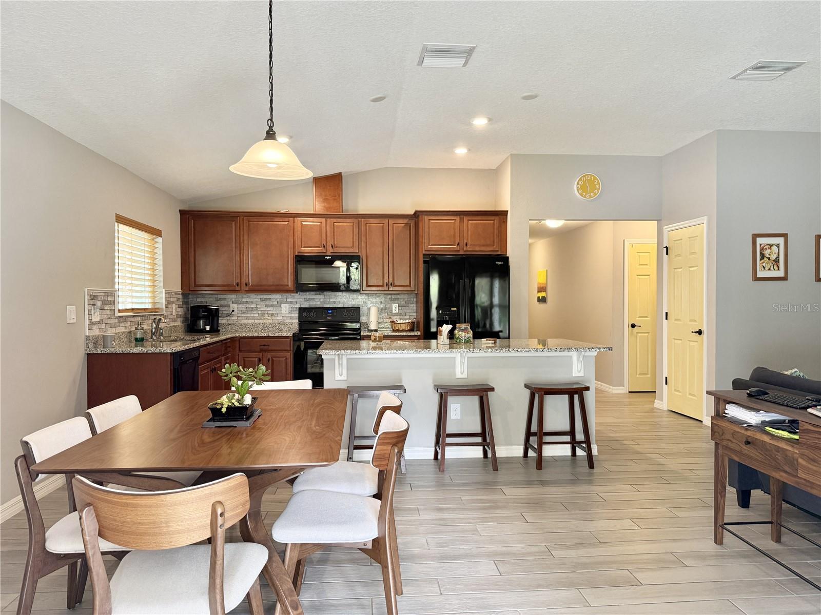 FREEDOM RIDGE - Residential