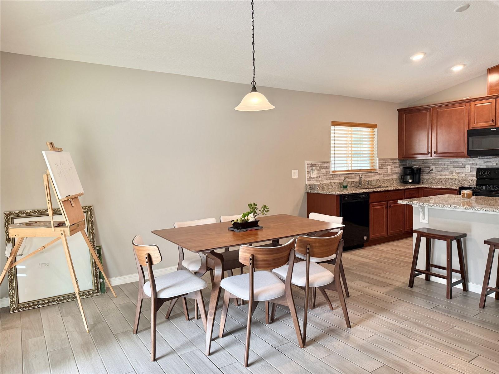 FREEDOM RIDGE - Residential