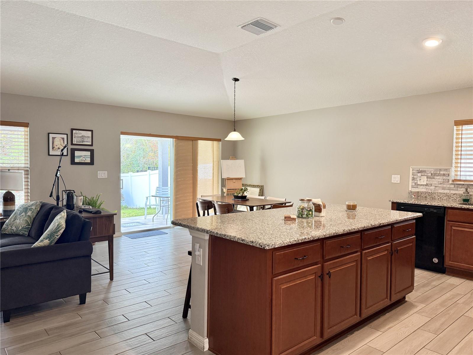 FREEDOM RIDGE - Residential